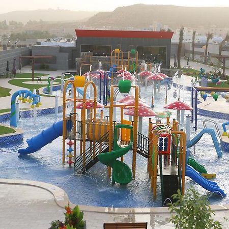 Amaaria Aquapark Resort Villas & Chalet Riyadh Ngoại thất bức ảnh